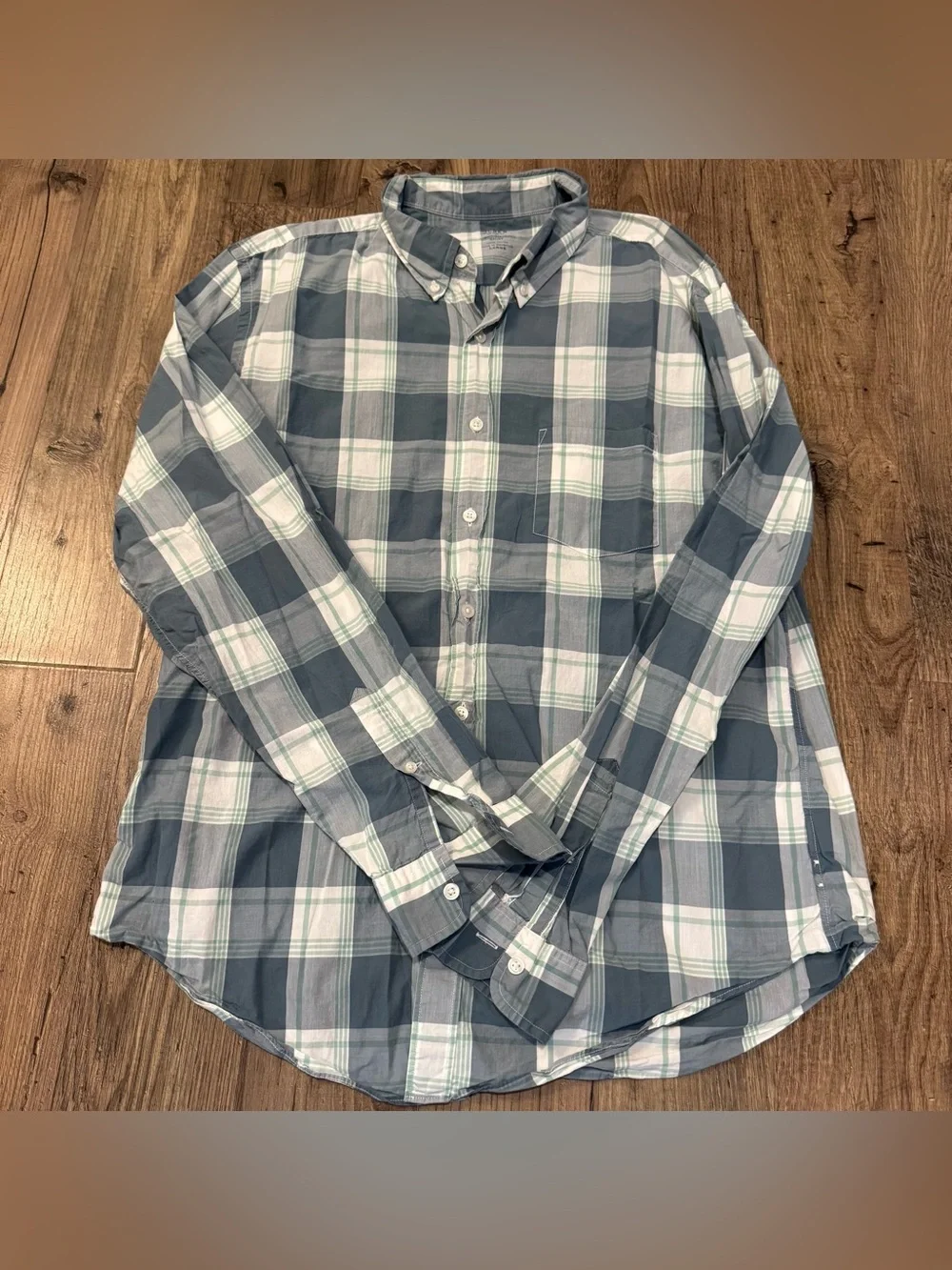 EUC J.Crew Men's Blue and White Plaid Button-Down Shirt - Large